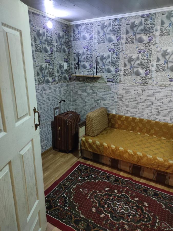 Garden Hotel And Hostel Biskek Kültér fotó